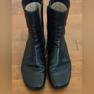 Aniy Lu made in Italy  Black Leather Booties boots wedge